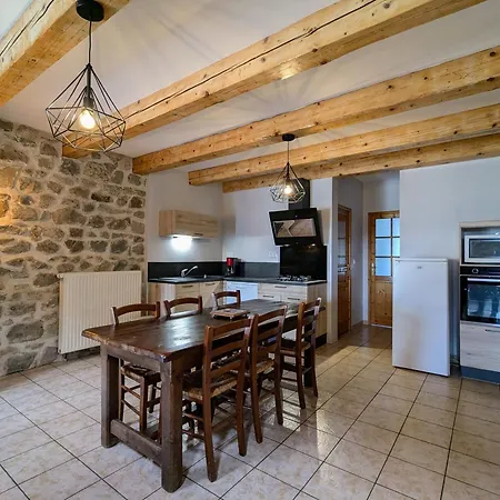 Holiday home De Charme En Campagne, 5-8 Pers., Cheminee, Nature, Proche Pilat, Activites A Proximite - Fr-1-582-269 Saint-Romain-Lachalm